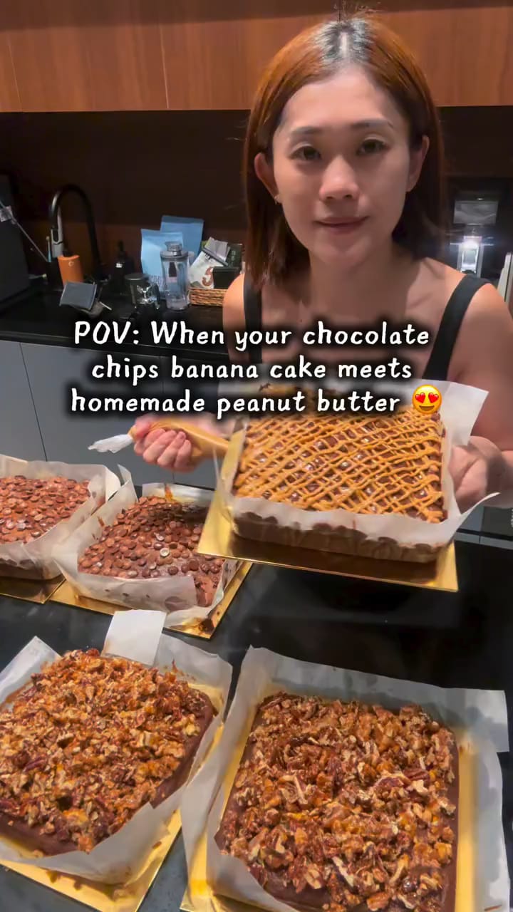 Banana cake meets our own peanut butter, Nizzcookinglab banana cake