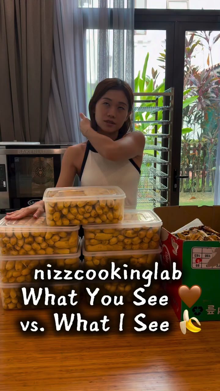 What you see vs. what I see, Nizzcookinglab banana cake